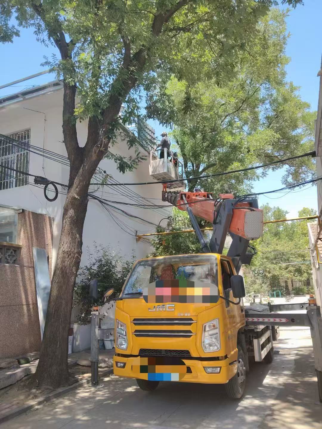 仁布县高空作业车能吊装重物吗？最大承载多少公斤？