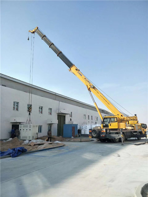 仁布县“超载就喊停”—— 吊车的 “重量保镖” 技术